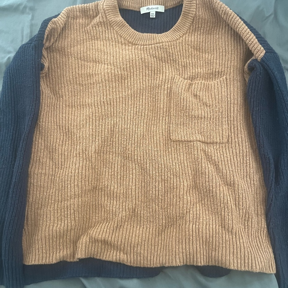Madewell Crewneck Sweater in Tan and Navy